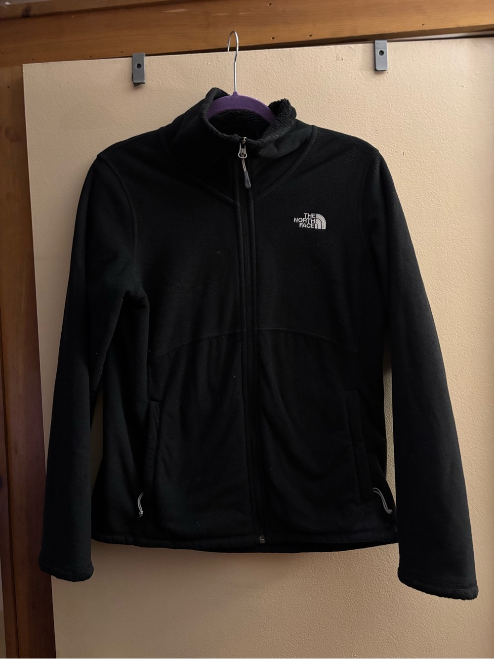 The North Face men’s ' Black Fleece Jacket - Full-Zip Warm Layer